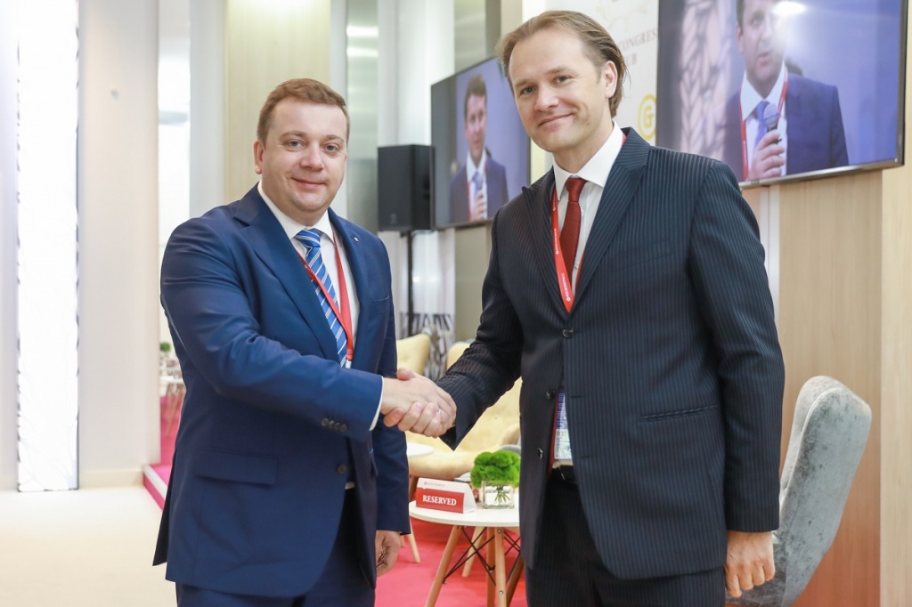 Roscongress Foundation and Analytical Credit Rating Agency Discuss Cooperation at SPIEF